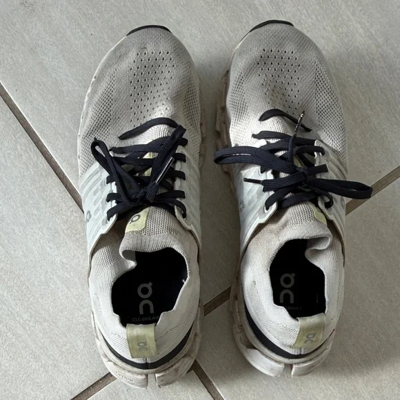 On Cloudswift Running Men's Shoes - Picture 4 of 5